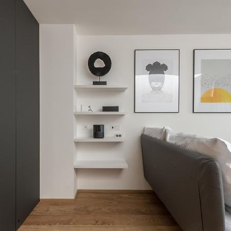 Fully Renovated Stylish Duplex In A Convenient Location Apartment Prague Luaran gambar